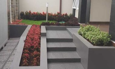 JUAL RUMAH BARU DUA LANTI DI DKT JLN KAPTEN TENDEAN YOGYA