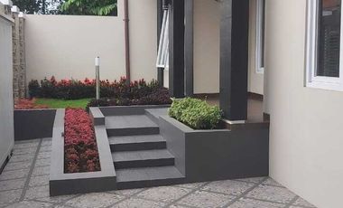 JUAL RUMAH BARU DUA LANTI DI DKT JLN KAPTEN TENDEAN YOGYA