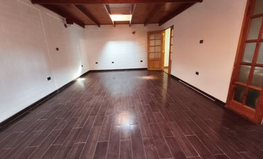 Casa Impecable! Ampliada y regularizada!