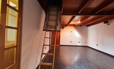 Casa Impecable! Ampliada y regularizada!