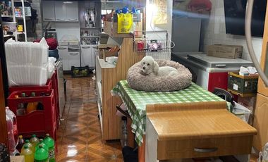 Vivienda con Local Comercial