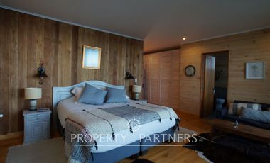 OPORTUNIDAD!! Propiedad ubicada borde lago, con orientación en todos los sentidos.