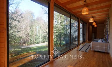 OPORTUNIDAD!! Propiedad ubicada borde lago, con orientación en todos los sentidos.