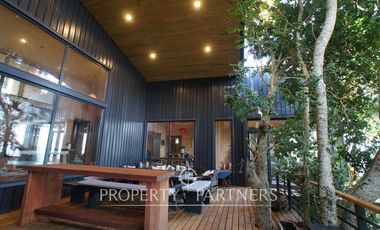 OPORTUNIDAD!! Propiedad ubicada borde lago, con orientación en todos los sentidos.