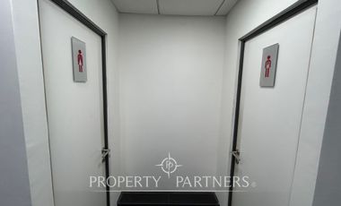 Oficina habilitada en perfecto estado.