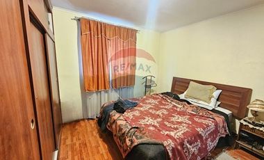 Casa esquina con local comercial