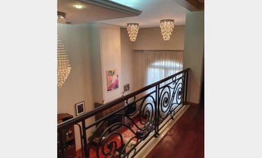 Casa  en Alquiler Haedo / Moron (A004 4660)