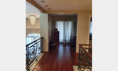 Casa  en Alquiler Haedo / Moron (A004 4660)