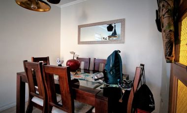 Arriendo de casa de dos pisos, en condominio exclusivo de 8 casas - La Cruz, Quillota.