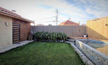 Arriendo de casa de dos pisos, en condominio exclusivo de 8 casas - La Cruz, Quillota.
