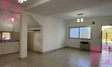 Departamento en Alquiler Castelar / Moron (B110 1199)