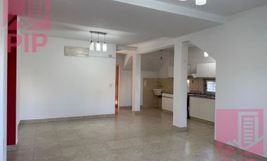 Departamento en Alquiler Castelar / Moron (B110 1199)