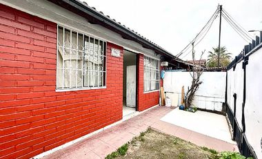 CASA CON 2D+2B, VILLA PARQUE UNIVERSITARIO, MACUL