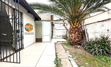 CASA CON 2D+2B, VILLA PARQUE UNIVERSITARIO, MACUL