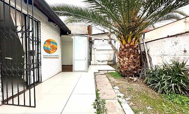 CASA CON 2D+2B, VILLA PARQUE UNIVERSITARIO, MACUL