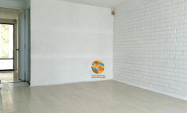 CASA CON 2D+2B, VILLA PARQUE UNIVERSITARIO, MACUL