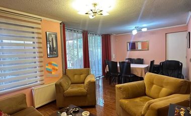 CASA DE 2 PISOS,3D+3B,192M2 TOTAL EN PEÑALOLÉN