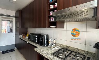 CASA DE 2 PISOS,3D+3B,192M2 TOTAL EN PEÑALOLÉN
