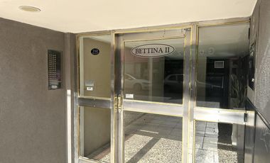 Departamento en Venta de 2 ambientes. Balcón al frente. Grandes vistas. Centro Zárate