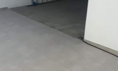 Venta de Casa 2 Ambientes sobre lote de 10x36.80M² en San Justo Excelente Estado