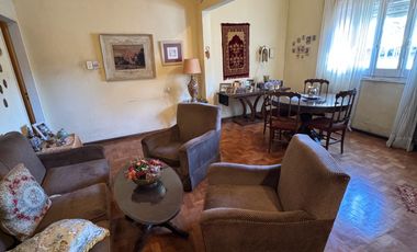 Gran casa en venta zona 5 esquinas