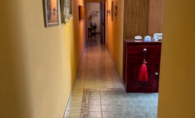 Gran casa en venta zona 5 esquinas