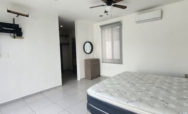 Renta bonita casa amueblada paneles solares y piscina