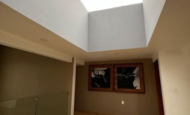 CASA EN RENTA EN LOMAS DE VALLE ESCONDIDO
