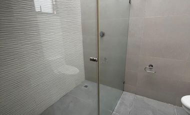 CASA EN RENTA EN LOMAS DE VALLE ESCONDIDO