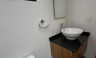 CASA EN RENTA EN LOMAS DE VALLE ESCONDIDO