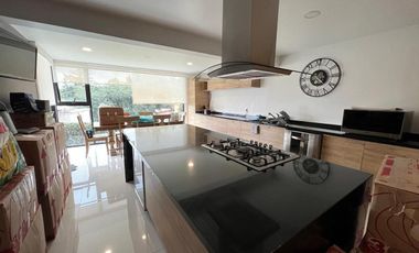 CASA EN RENTA EN LOMAS DE VALLE ESCONDIDO