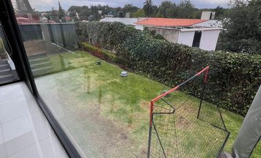 CASA EN RENTA EN LOMAS DE VALLE ESCONDIDO