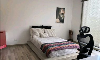 Excelente casa en cota variante dos niveles en club House