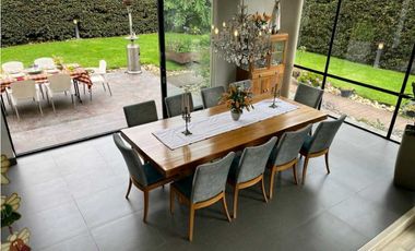 Excelente casa en cota variante dos niveles en club House