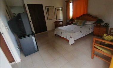 Hermosa casa campestre en la Vega