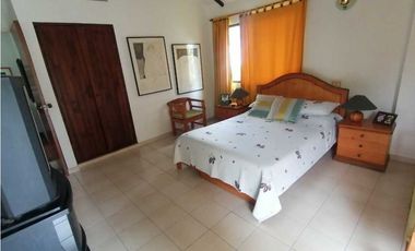 Hermosa casa campestre en la Vega