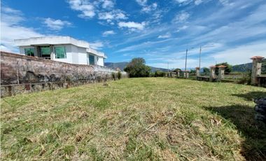 VENTA EXCELENTE LOTE EN CONDOMINIO CAMPESTRE LAS PIRAMIDES CHINAUTA