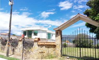 VENTA EXCELENTE LOTE EN CONDOMINIO CAMPESTRE LAS PIRAMIDES CHINAUTA