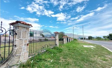 VENTA EXCELENTE LOTE EN CONDOMINIO CAMPESTRE LAS PIRAMIDES CHINAUTA