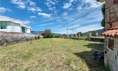 VENTA EXCELENTE LOTE EN CONDOMINIO CAMPESTRE LAS PIRAMIDES CHINAUTA