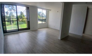 VENDO APARTAMENTO TERCER PISO EN CAJIC EN CONJUNTO.