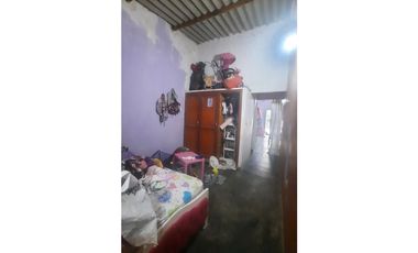 casa para remodelar cerca a 230 metros del  mar de taganga