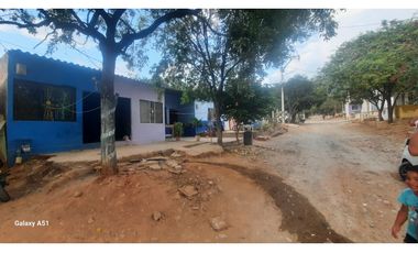 casa para remodelar cerca a 230 metros del  mar de taganga