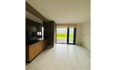 EN VENTA  CASA SEMINUEVA EN SANTA FE LIFE STYLE XOCHITEPEC MORELOS