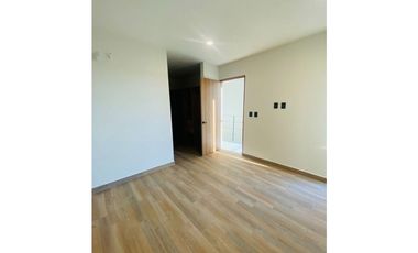 EN VENTA  CASA SEMINUEVA EN SANTA FE LIFE STYLE XOCHITEPEC MORELOS