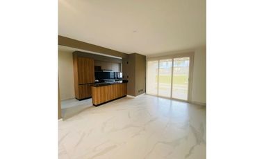 EN VENTA  CASA SEMINUEVA EN SANTA FE LIFE STYLE XOCHITEPEC MORELOS