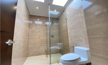 DUPLEX EN ARRIENDO EN LOS ROSALES - BOGOTA