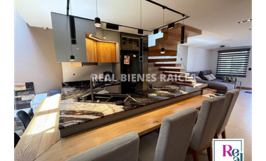 Casa en venta – Unidad abierta – 133 m² construidos
