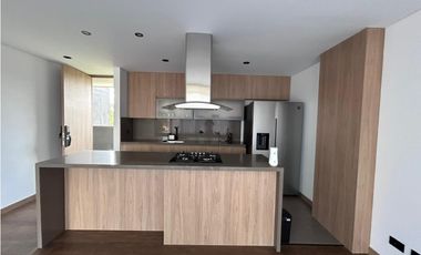 Venta de apartamento en Envigado sector Loma del Esmeraldal