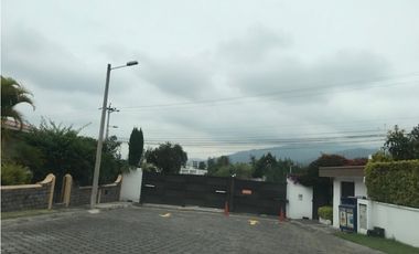 Venta Terreno de LUMBISI de 1.543.23 m² en Cumbayá Colegio Alemán.